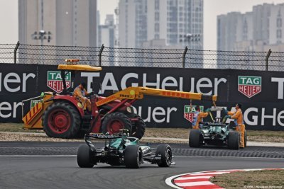 ’Je ne sentais plus mes mains ni mes pieds’&nbsp;: Alonso abandonne, victime des vibrations du moteur Honda