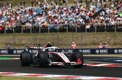 Bearman juge ’douloureux’ de voir Haas F1 lutter avec Aston Martin
