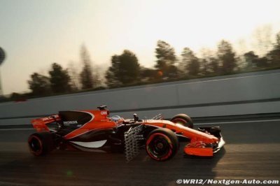 Alonso&nbsp;: McLaren doit se concentrer et rattraper le temps perdu