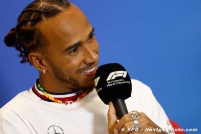 Hamilton&nbsp;: Les réseaux sociaux nous permettent d’être ’humains’