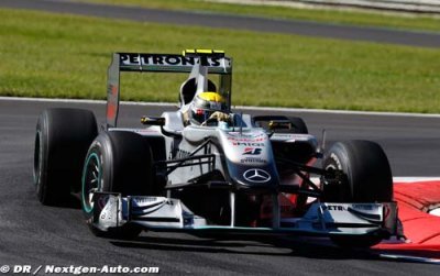 Les deux Mercedes sont dans les points