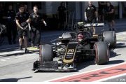 Boss scolds Magnussen for Suzuka outburst