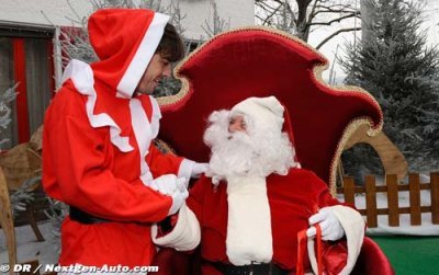 Nextgen-Auto.com wishes you a Merry Christmas and a happy New Year!