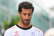 Ricciardo révèle comment il a été 'remis en place' par un ami