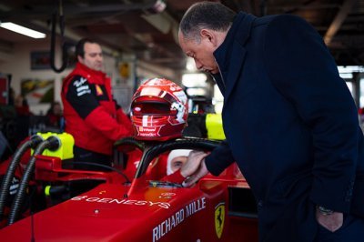 Interview - Vasseur : Pas de n°1 désigné entre Leclerc et Sainz chez Ferrari