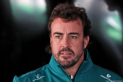 Alonso plays down Dakar test speculation