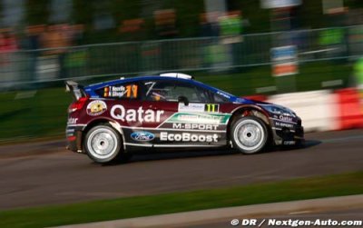 Jour 1 : Neuville, le stratège, sort en tête