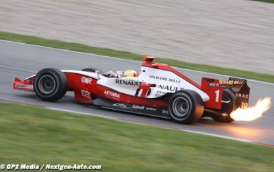 Bianchi flies to Silverstone pole 