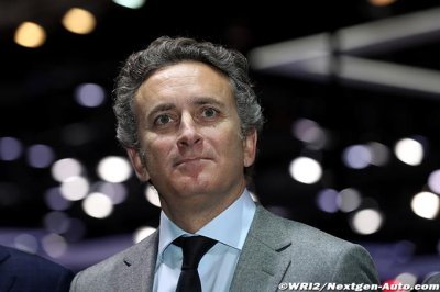 Agag compatit avec Carey&nbsp;: ’Sortir les équipes de la gouvernance de la F1’