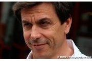 Wolff ne s'attend à aucune harmonie entre Hamilton et Rosberg