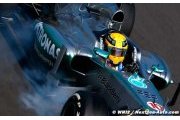 Singapore, FP1: Lewis Hamilton leads opening practice