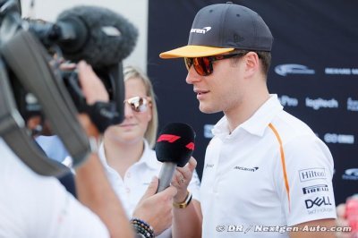 Après l’avoir remercié, Brown veut recaser Vandoorne chez Toro Rosso