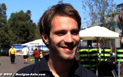 Jean-Eric Vergne fait campagne pour la sécurité routière