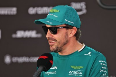 Alonso would like ’less media’ in Formula 1