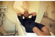 Lewis Hamilton passe une IRM en Suisse 