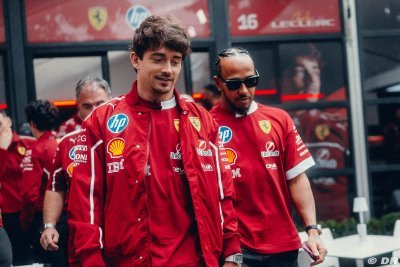 Schumacher tells Ferrari duo to settle row