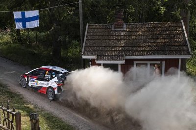 Finlande, ES20-21&nbsp;: Lappi sort de la route