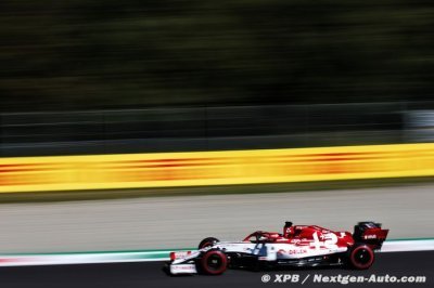 Au jeu du trafic, Räikkönen s’en est sorti, Giovinazzi s’est fait piéger