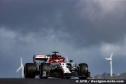 Raikkonen et Giovinazzi se sont amusés malgré une piste de Portimao encore verte