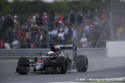 Alonso est allé chercher un point sous la pluie