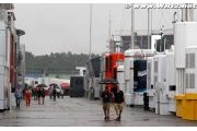 Météo pluvieuse ce matin, McLaren change ses plans