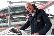 Charlie Whiting explique le déroulement de ses week-ends