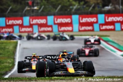Verstappen wins in Imola ahead of Pérez as Leclerc spins to sixth place