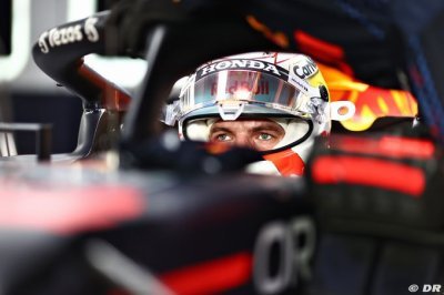 Verstappen se moque de l’amende reçue par Hamilton