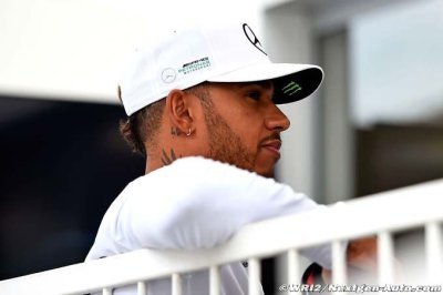 Hamilton pense toujours à tester une MotoGP