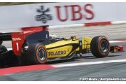 Marcus Ericsson dashes to maiden pole