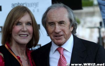 Jackie Stewart fait un petit malaise 
