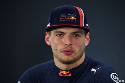 Verstappen plays down Hamilton’s five titles