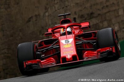 Vettel blague au sujet de la 3e palette ’mystère’ de son volant