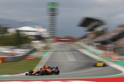 Sainz loue les progrès du moteur Renault, Norris ceux de la McLaren