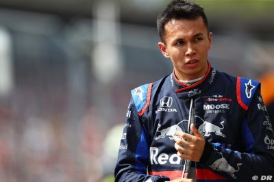 Albon vise un renouvellement chez Toro Rosso