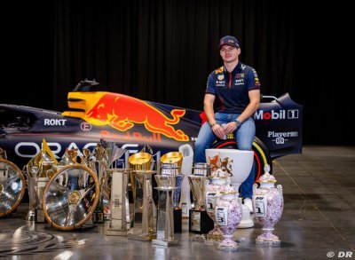 La renommée ou la richesse n’ont pas changé Verstappen