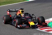 Verstappen admits 'no chance' against Ferrari power