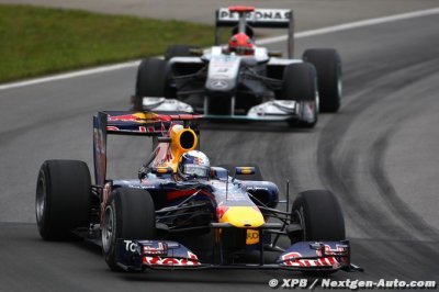 Vettel&nbsp;: Ce n’était pas ’irréel’ de courir contre Schumacher en F1