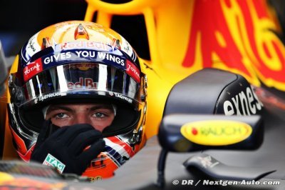 Singapore, FP1: Red Bull finish 1-2 in opening practice