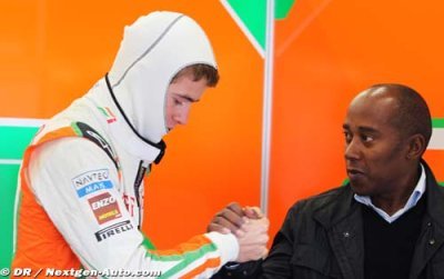 Di Resta to raise voice once future secure - manager