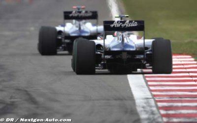 New wings for the Williams FW32