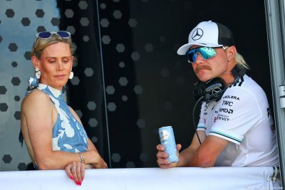 Bottas to Alpine a ’nice theory’ - Wolff