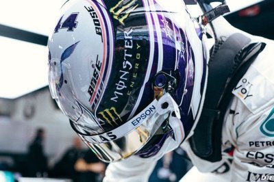 Hamilton demande la suppression des symboles racistes