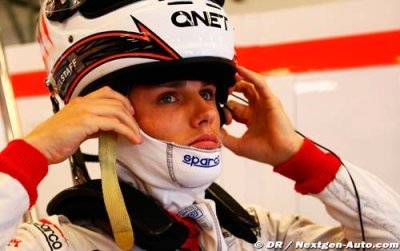 Marussia hits reverse on Chilton seat swap