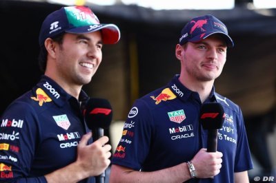 Perez should ’accept’ no.2 status, Verstappen hints