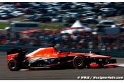 Bianchi glisse sa Marussia entre les deux Caterham