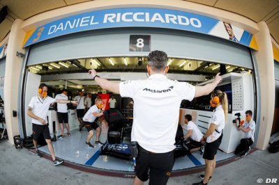 Comment les pilotes de F1 choisissent leur côté du garage ?