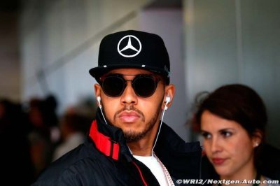 Ecclestone tells Hamilton to stop ’moaning’
