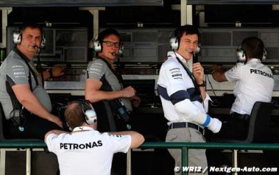 Mercedes va revoir son approche des courses selon Wolff