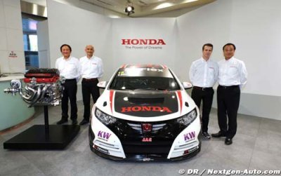 Tiago Monteiro au Japon